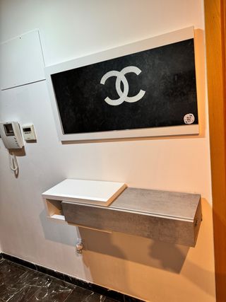 Recibidor moderno con cajón