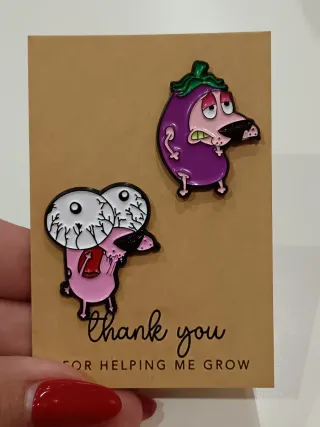 Dos Pins Coraje el Perro Cobarde