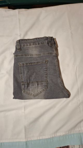 Pantalón corto vaquero gris 14-15 años