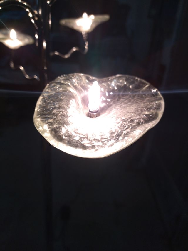 Lámpara de pie y dos lámparas de mesa