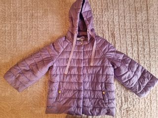 Piumino viola con cappuccio