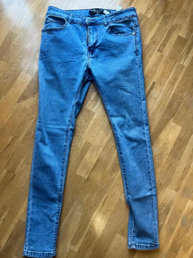 Pantalón vaquero azul Bershka Denim talla 40