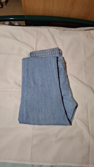 Pantalones vaqueros rotos 14-15 años
