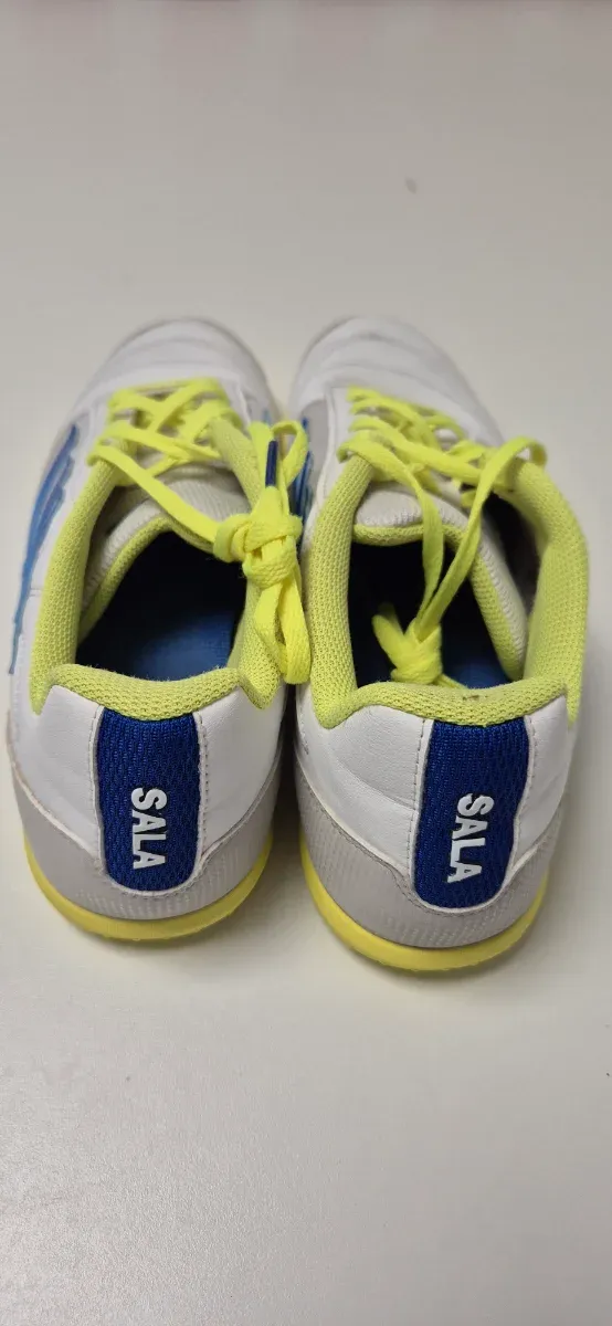 Botas Fútbol Sala Adidas talla 42 2/3