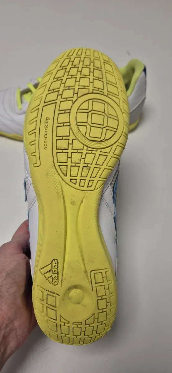 Botas Fútbol Sala Adidas talla 42 2/3