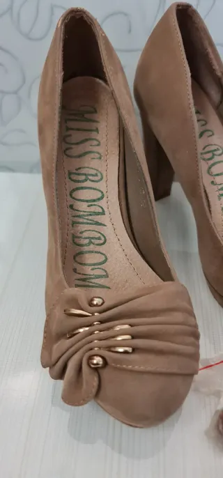Zapatos de tacón Miss Bombom