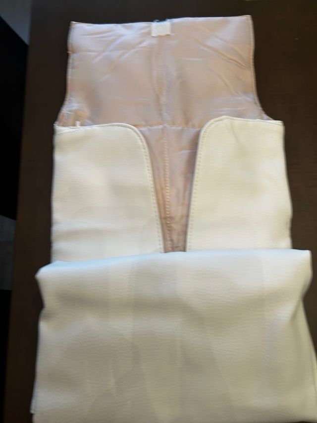 Cambiador Mayoral blanco y beige