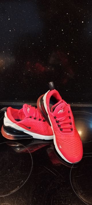 Nike Air Max 270 Coral 