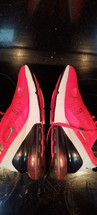 Nike Air Max 270 Coral 
