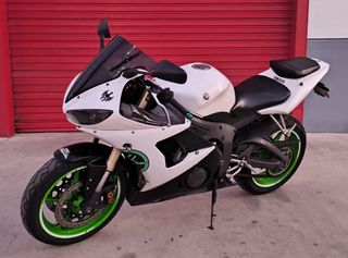 Yamaha YZF R6 600 120cv 2005 inyección!