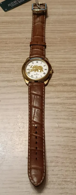 Reloj Nowley Dorado y Marrón Nuevo
