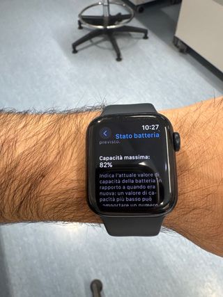 Apple Watch SE 2ª gen 40mm Grigio Siderale