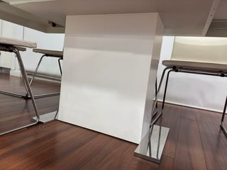 Mesa de comedor blanca con 6 sillas