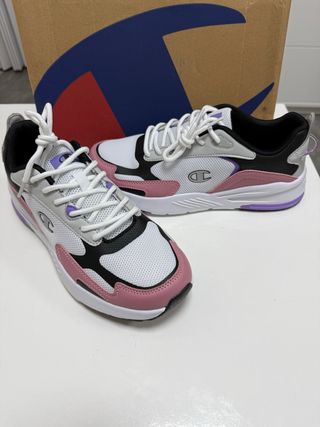 Zapatillas Champion Blancas y Rosas