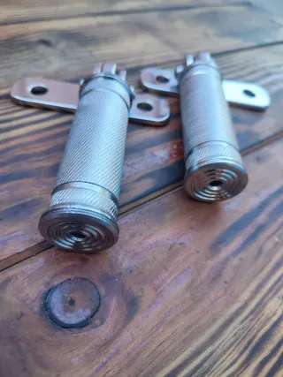 Estriberas artesanales para moto