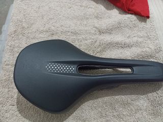 Sillín Fizik Vento Antares R3 Kium 140mm