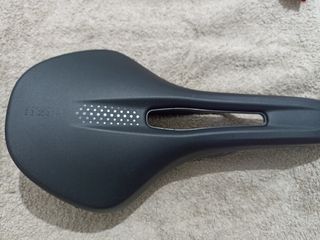 Sillín Fizik Vento Antares R3 Kium 140mm