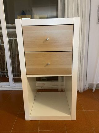 Estantería/Mesa de noche KALLAX IKEA