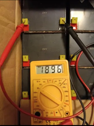 Set 4 Batterie Energy safe LP12-5 (12V 5AH)