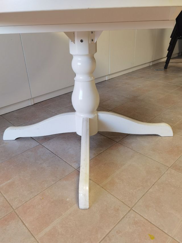 Mesa redonda extensible IKEA Blanca