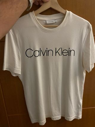 Camisetas de marca todas verdaderas.