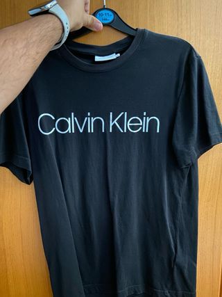 Camisetas de marca todas verdaderas.