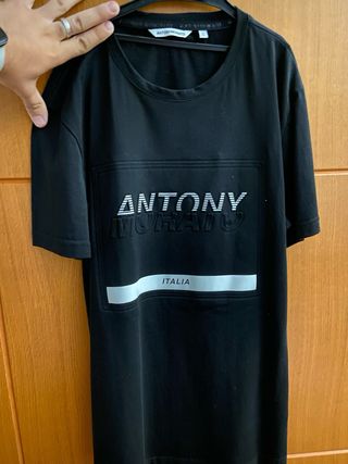 Camisetas de marca todas verdaderas.