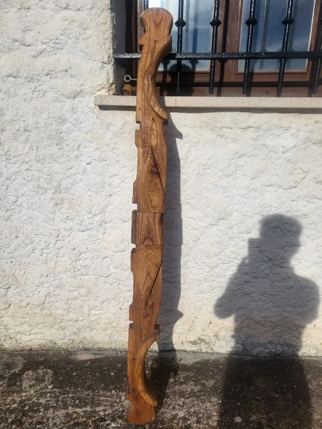 Yugo de mulas antiguo de roble