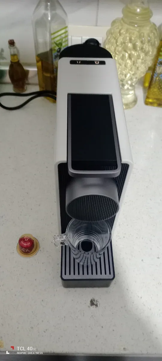 Macchina caffè espresso colore bianco 