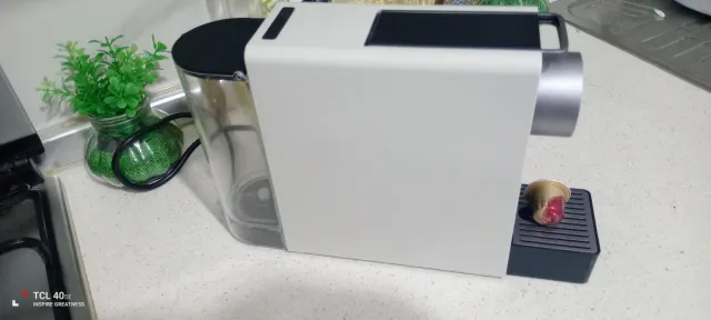 Macchina caffè espresso colore bianco 