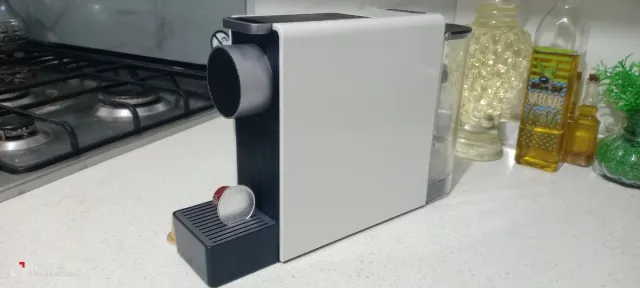 Macchina caffè espresso colore bianco 