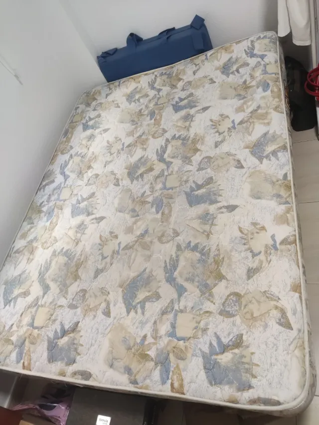 Colchón Picolino y somier ajustable 135