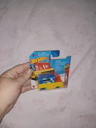 Coche Hot Wheels Bricking Delivery