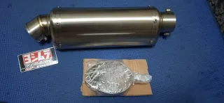 Yoshimura Escape Moto