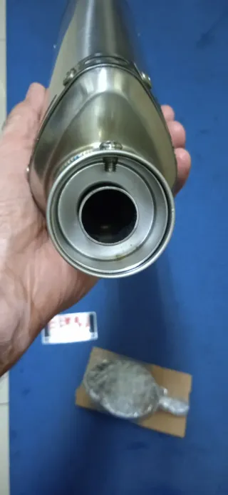Yoshimura Escape Moto