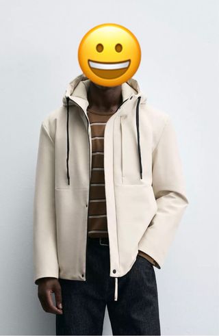 Cazadora Zara con capucha beige
