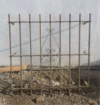 Reja de Hierro Forjado Decorativa