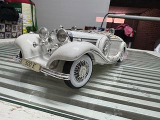 Figura Mercedes benz Blanco 500 K