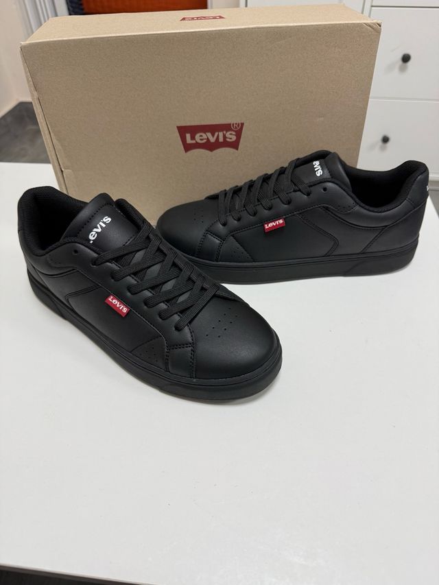 Zapatillas Levi's Negras