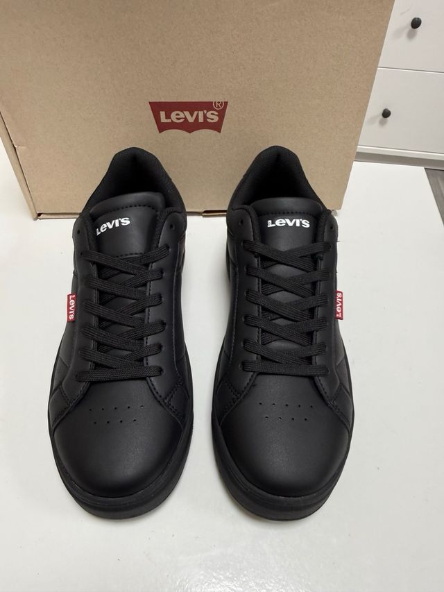 Zapatillas Levi's Negras