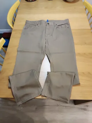 Pantalón pitillo H&M marrón Talla 36