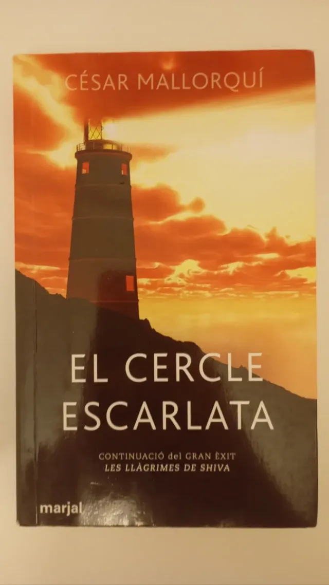 El Cercle Escarlata (val.)