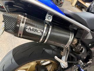 Escape Arrow Yamaha R1 2009-2014 Carbono