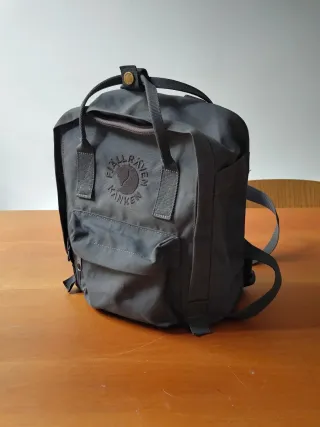 Mochila Fjallraven Kanken Mini Gris
