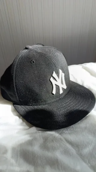 Gorra New York Yankees Negra Talla 7 59FIFTY Niño