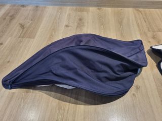 Capota y cubrepiés azul navy Bugaboo Camaleon