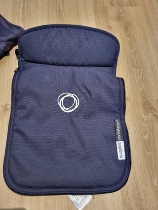 Capota y cubrepiés azul navy Bugaboo Camaleon