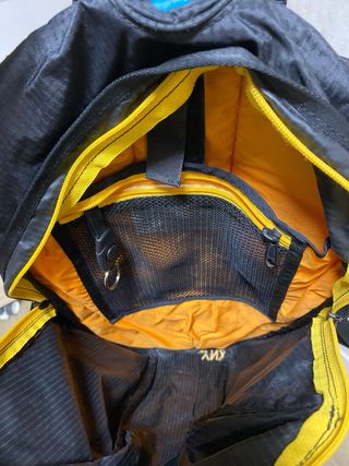 Mochila Grivel Lynx Negra y Amarilla