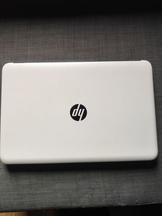 Portátil HP 4GB RAM, 1TB HDD, Core i3