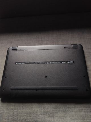 Portátil HP 4GB RAM, 1TB HDD, Core i3